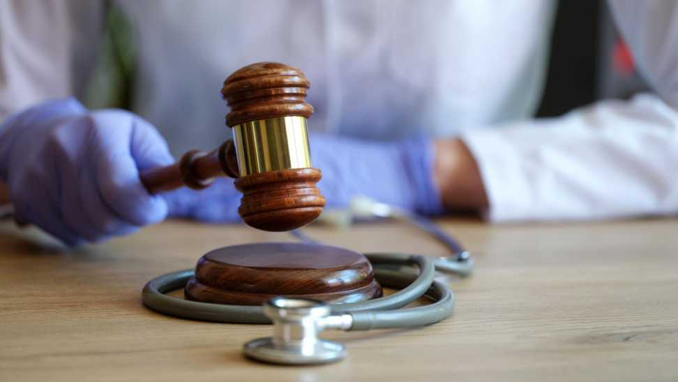 Understanding the Role of Arizona Medical Malpractice Attorneys